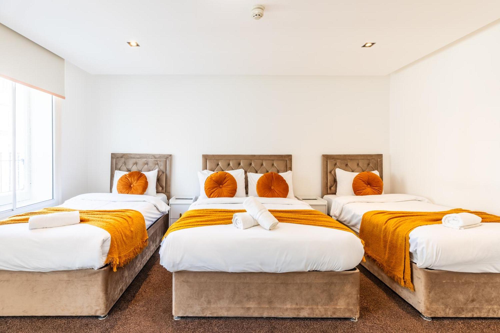 Hotel Mayfair Residences 2*