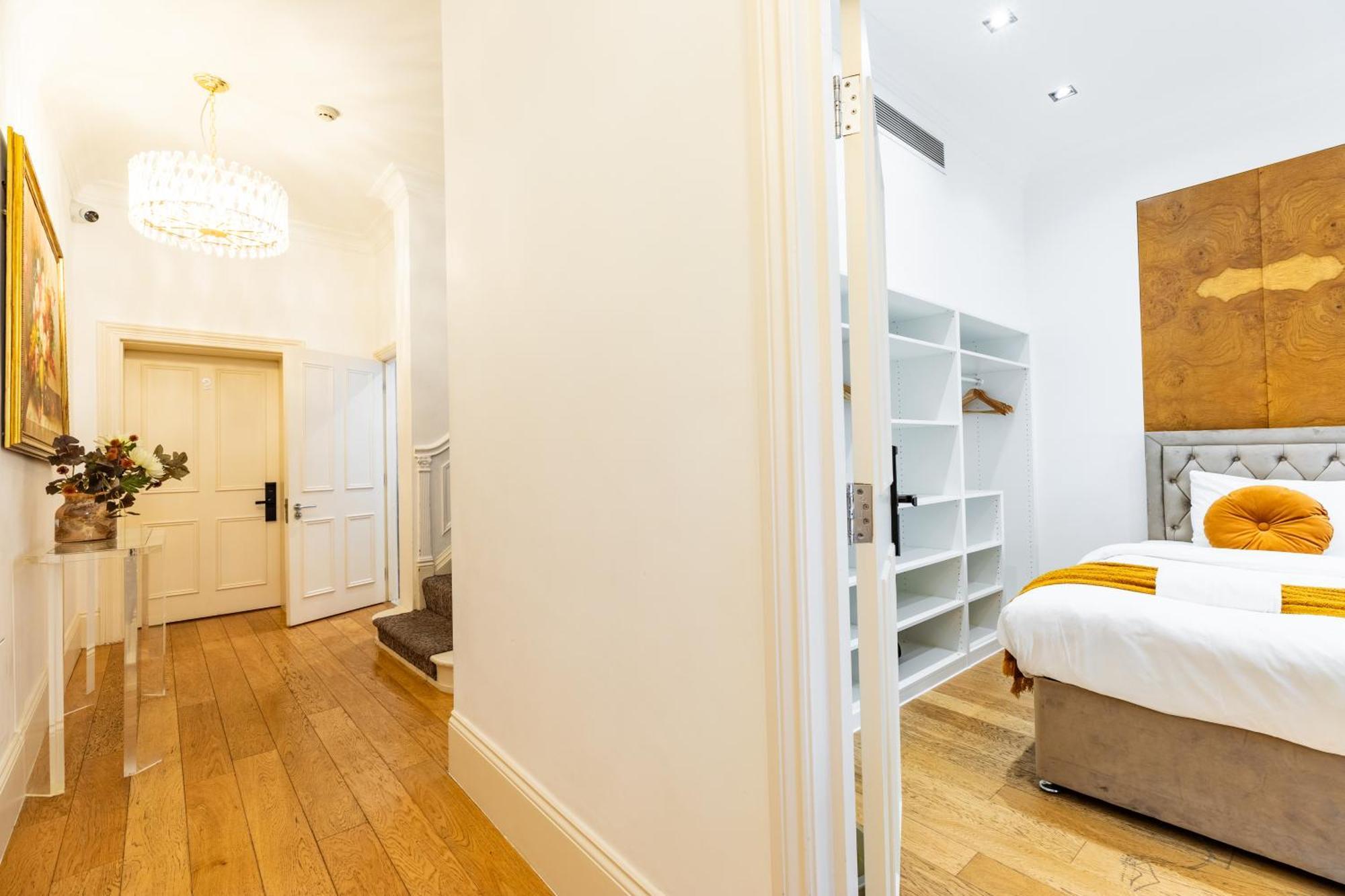 Hotel Mayfair Residences